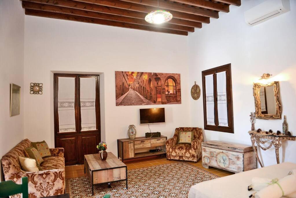 Meandros Suite In Old Town Rhodes City ภายนอก รูปภาพ