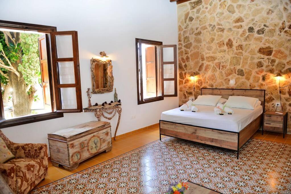 Meandros Suite In Old Town Rhodes City ภายนอก รูปภาพ